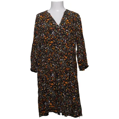 Kjole (FIT & FLARE DRESS) fra Yessica