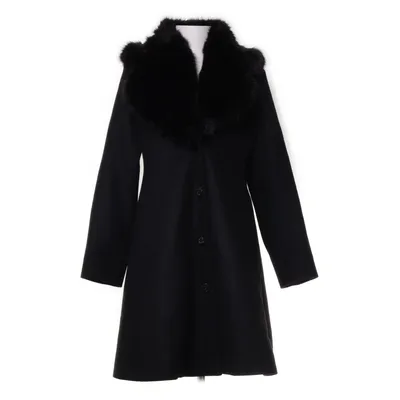 Kappa (Svart) från Ida Sjöstedt Acetat, Modal, Polyamid, Polyester, Viskos, Ull