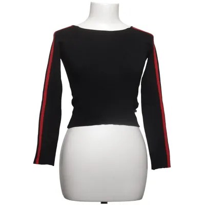 Sweater (Black, Red, Beige) from Subdued Polybutylene, Viscose
