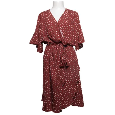 Wrap dress (Red, White) from City Chic Viscose