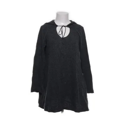 Huvklänning (Grå) från Line of Oslo Angora, Kashmir, Nylon, Viskos