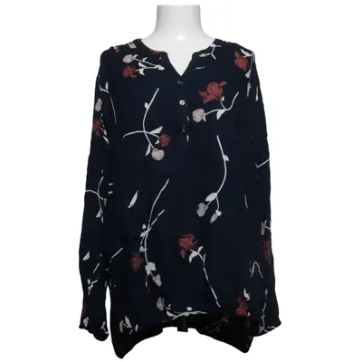 Blus (CELESTE SHIRT) från Cassiopeia Viskos