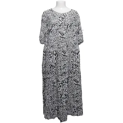 Kjole (Hvid, Flerfarvet) fra H&M+ Viscose