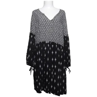 Dress (Black, White, Multicolored) from Ellos Viscose