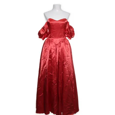 Evening gown (Red)
