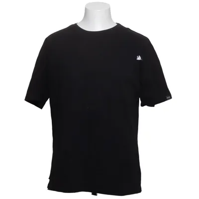 T-shirt (CLANS) från Defend Bomull