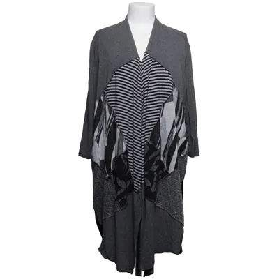 Cardigan (Gray, Black, White) from Sara Lindholm Elastane, Polyester, Viscose