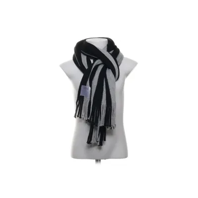 Scarf (Black, Gray) from State of Wow