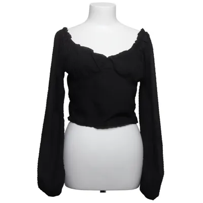 Crop Top (Schwarz) von Donna Romina x NA-KD