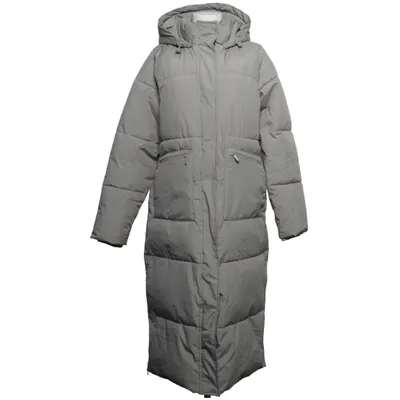 Vinterkappa (Long Hood Puffer Coat) från Melting Stockholm Återvunnen polyester