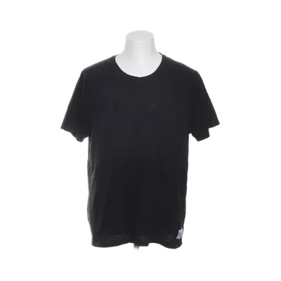 T-shirt (Black) from Andy
