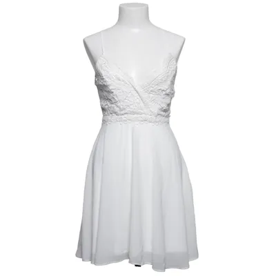 Klänning (Vit) från Chiara Forthi