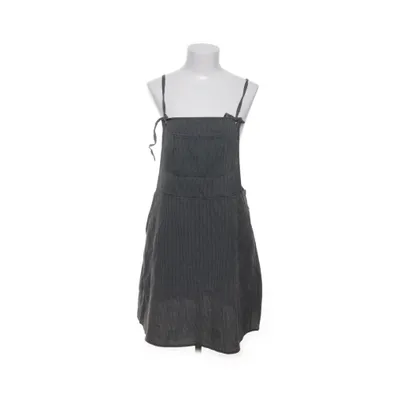 Hängselklänning (Svart, Vit) från Jacqueline de Yong