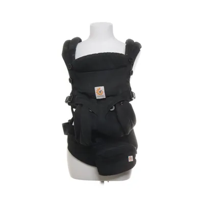 Bärsele (OMNI 360 PURE BLACK) från Ergobaby