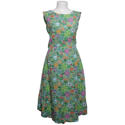 Klänning (Malin) från Cissi och Selma Återvunnen polyester, Viskos
