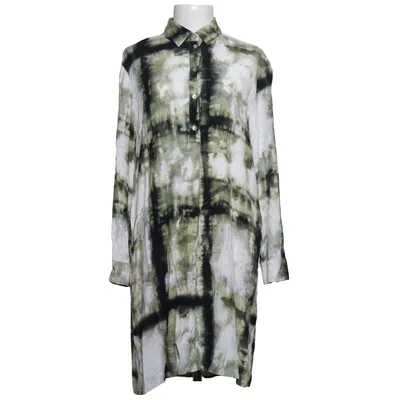 Bluse (Grøn, Sort, Hvid) fra Just White Viscose