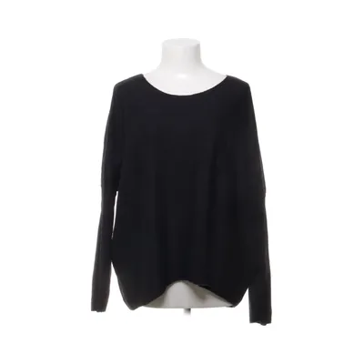 Sweater (Black) from Nina Kendosa