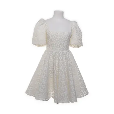 Cocktailklänning (Vit)