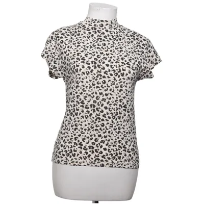 Top (High Neck Tee) van Revelation Elastaan, Viscose