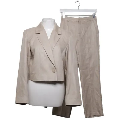 Jakkesæt (Beige) fra Gina Tricot Polyester, Viscose