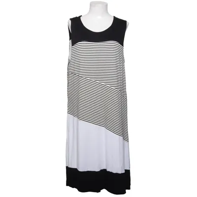 Dress (Black, White) from Zorbe
