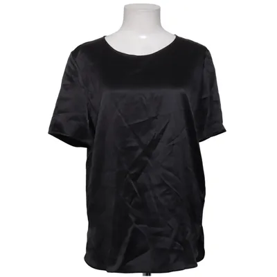 Top (Black) from MaxMara Silk