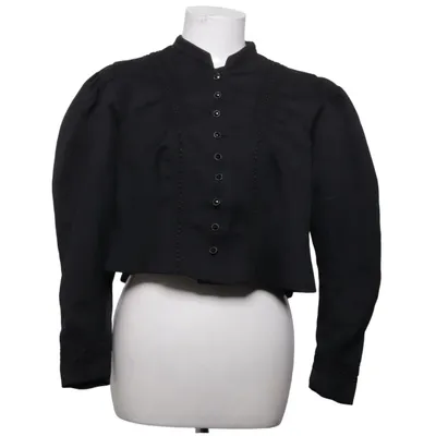 Traditional attire (Black)