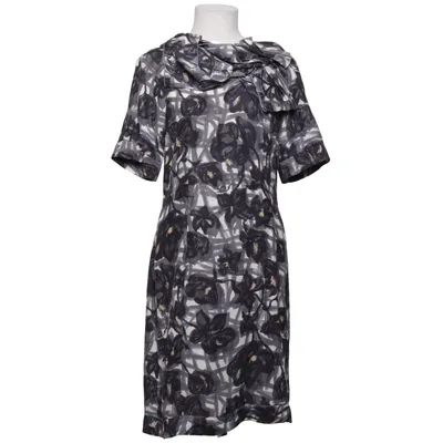 Robe (Noir, Gris, Blanc) de Caliban Soie