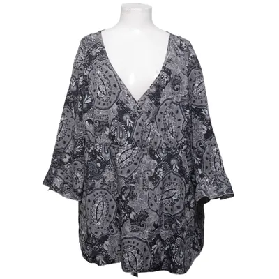 Blouse (Gris, Noir, Blanc) de Okay Polyester