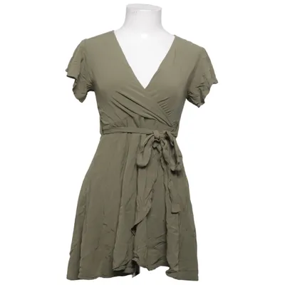 Robe portefeuille (Vert) de Mandalay Viscose