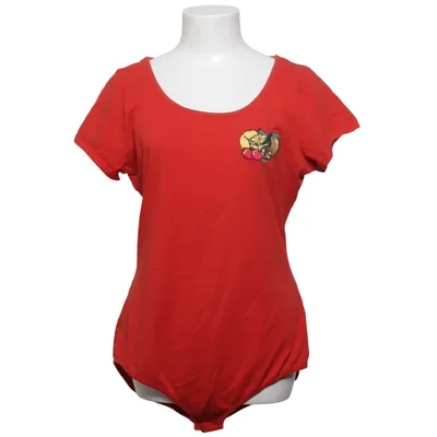 Body (Röd) från Lindy Bop Bomull, Elastan