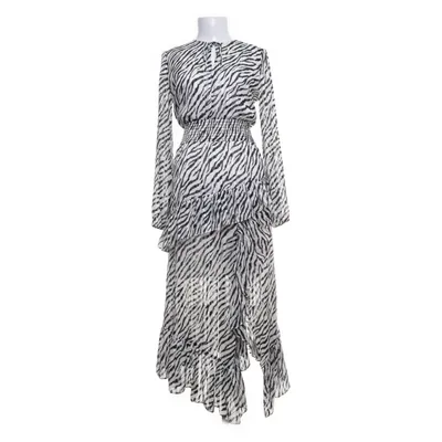 Omlottklänning (Svart, Vit) från Maje Polyester, Viskos