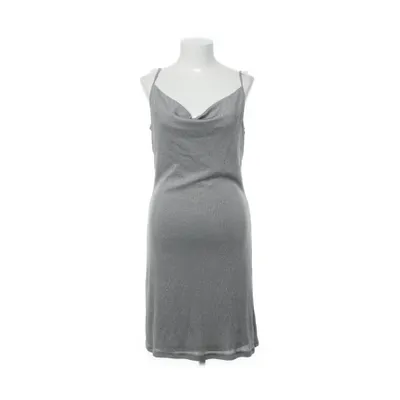 Cocktailklänning (Grå) från Xanaka