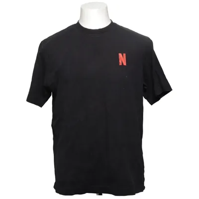 T-shirt (Black) from Netflix