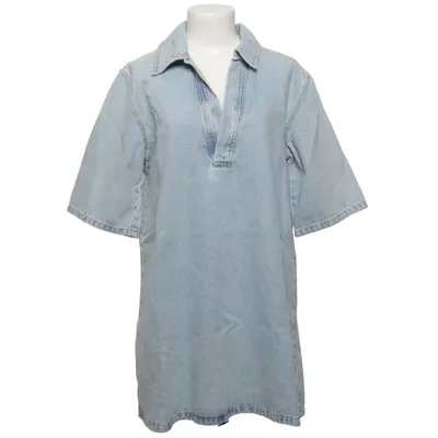 Robe en jean (Bleu) de Norr Coton biologique