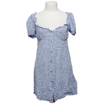 Robe (Flirty Button Dress) de NLY Trend Viscose