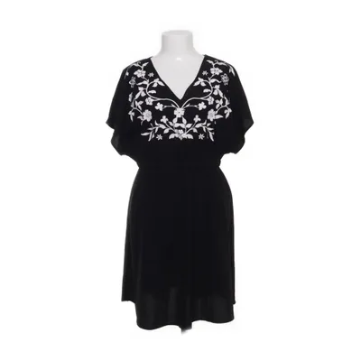 Robe (Noir, Blanc) de Emery Rose Polyester