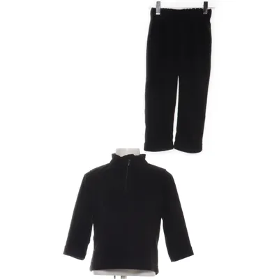 Mjukisset (Svart) från On the Peak Polyester