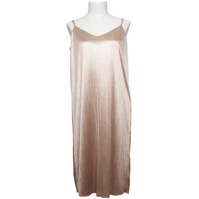 Robe (Raisa Pleat Dress) de Rut & Circle Polyester