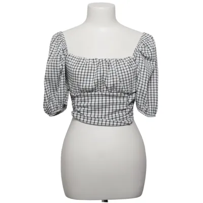 Crop top (Noir, Blanc) de Bershka