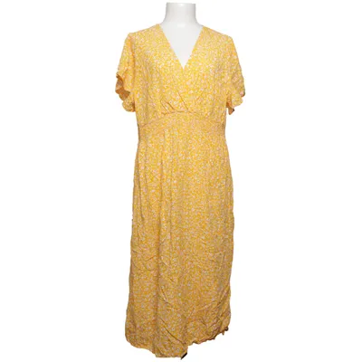 Dress (Yellow, White, Red) from Shein Curve Viscose