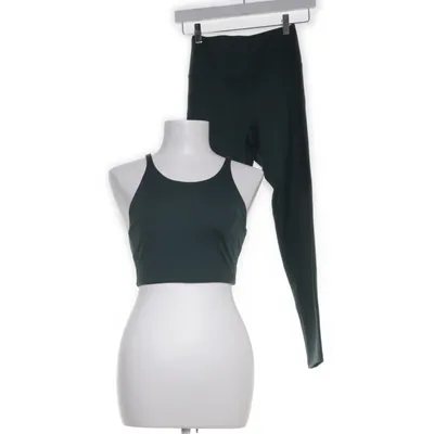 Sportswear set (Green) from Girlfriend Collective Recycled polyester