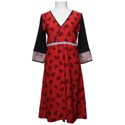 Robe (Rouge, Noir) de Margot Élasthane, Viscose