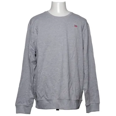 Sweatshirt (Gray) from Vinson Cotton