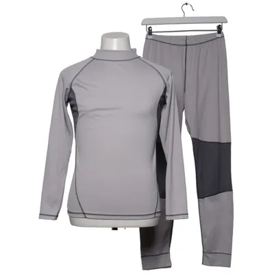 Base layer (Gray) from DeVal Polyester