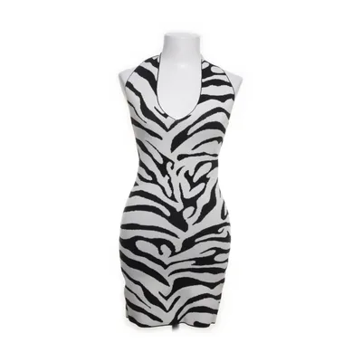 Halterneckklänning (Svart, Vit) från Gina Tricot Polyester