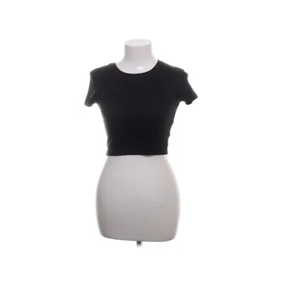 Crop top (Svart) från FSBN Sister