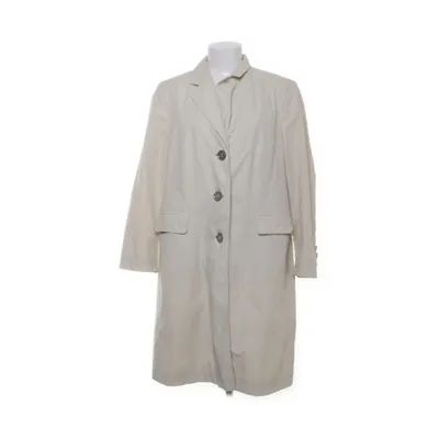 Regenjas (Beige) van Erich Fend