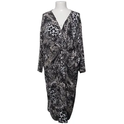 Kjole (Sort, Hvid, Grå) fra Handberg Elastan, Viscose