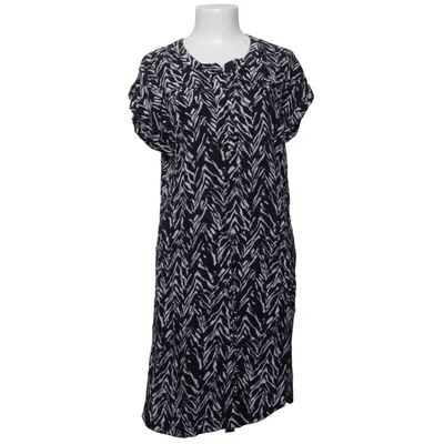 Dress (Black, White) from Agnes Collection Viscose